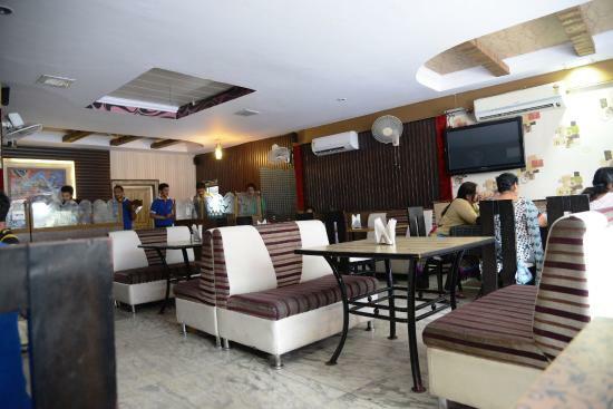 Fun-N-Food Restaurant